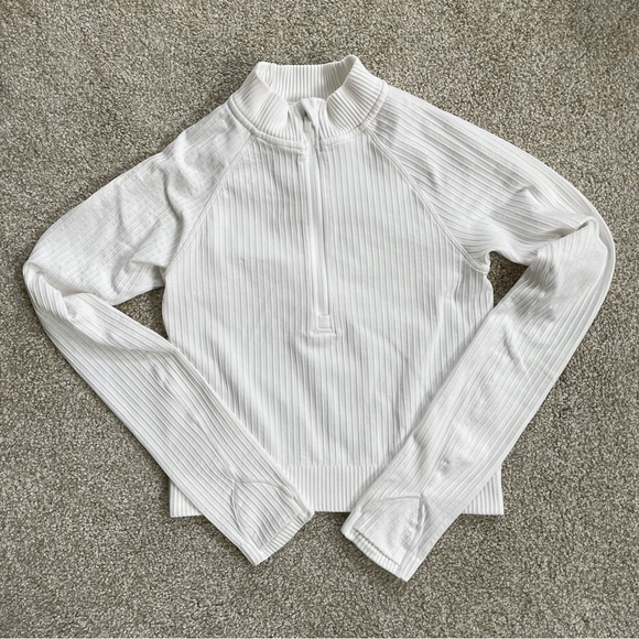 Lululemon Rest Less White Ribbed Cropped Half Zip Size 00 - Picture 3 of 8